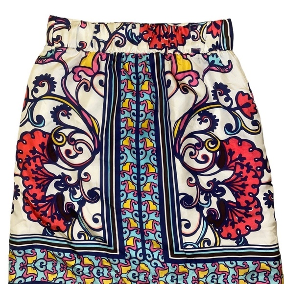 NWOT Lilly Pulitzer Coby Paisley Multicolored Print 100% Silk Skirt Size Small - Picture 2 of 9